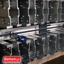 Belka poprzeczna ze stopu aluminium do wulkanizatora sekcyjnego z pasem gumowym SVP serii „E”